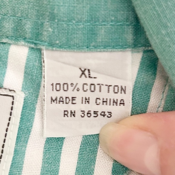 Vintage Van Heusen Teal Green Men’s Button Up T Shirt White Stripes XL Cotton - Picture 10 of 13